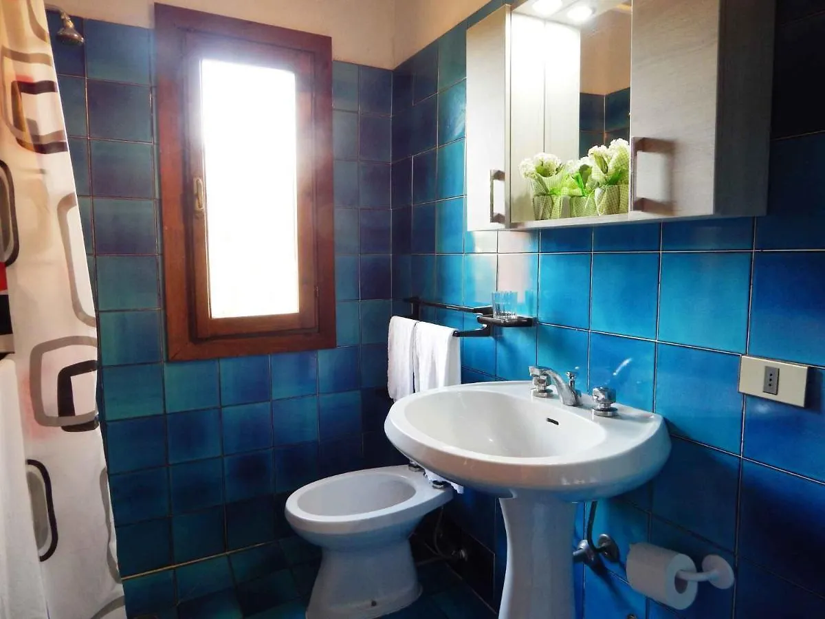 Apartments In Porto Istana 23142