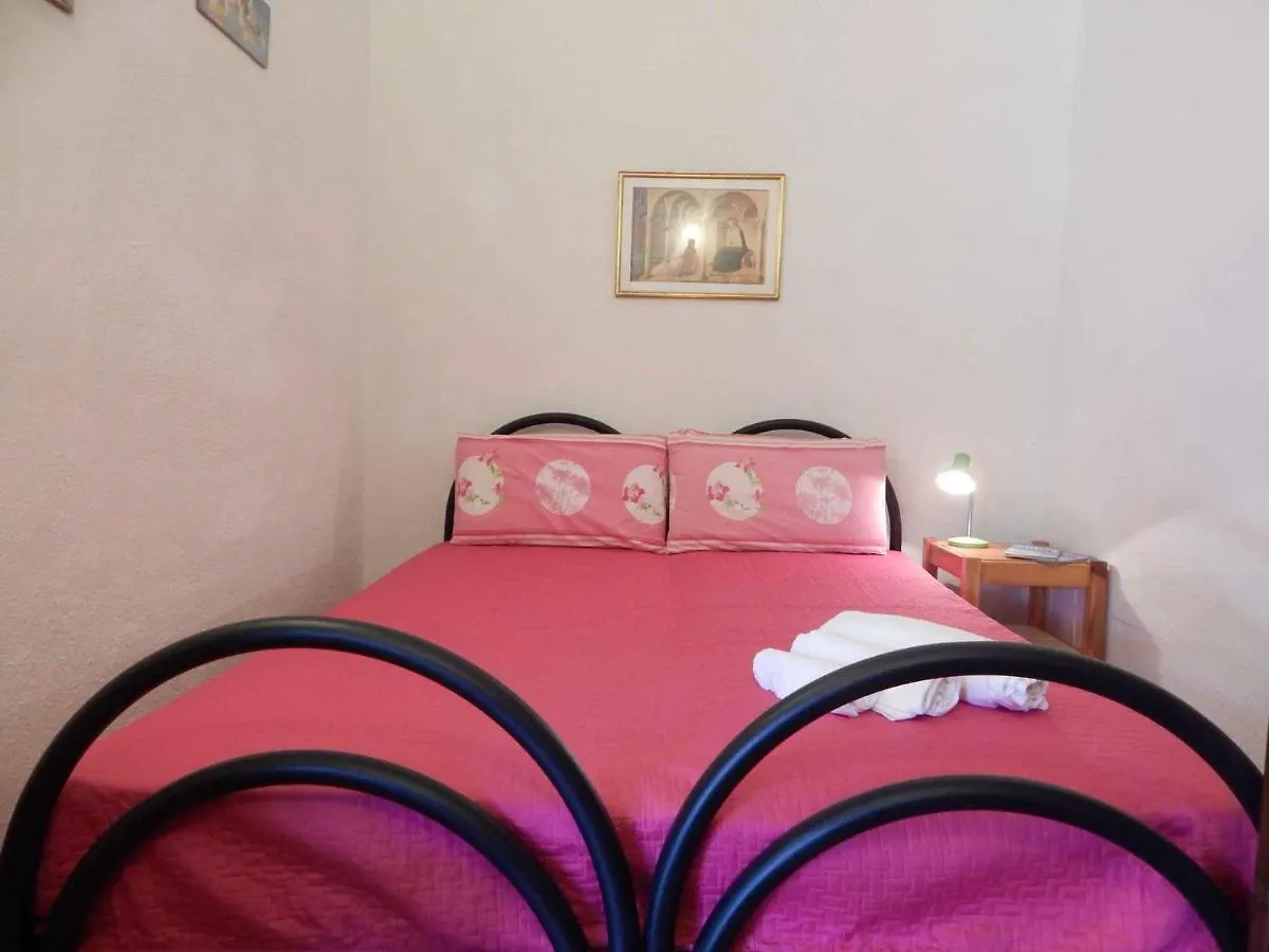 Apartments In Porto Istana 23142