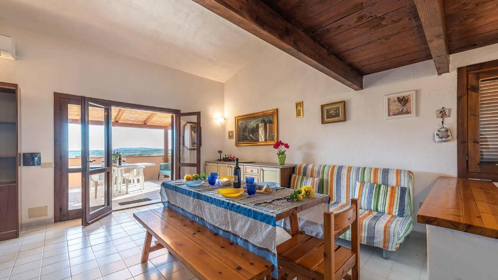 Apartments In Porto Istana 23142 Italia
